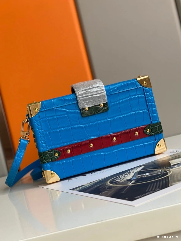 AAA Pruses Bags PETITE LOUIS VUITTON MALLE 0727